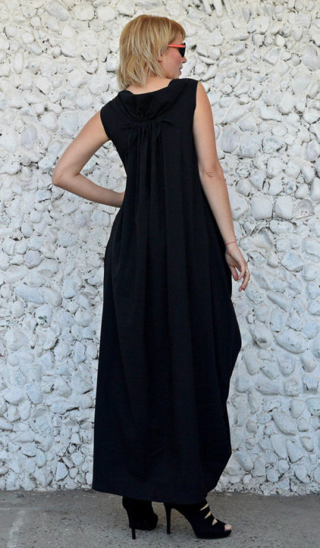 Extravagant Black Dress, Long Flared Maxi Dress TDK233 - TEYXO